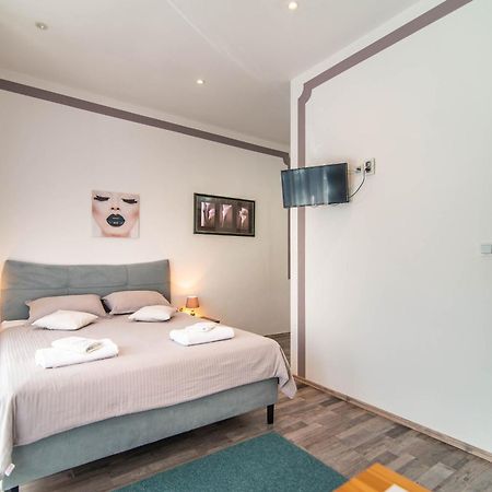 Giovanna Boutique Rooms&Pool Pula Extérieur photo